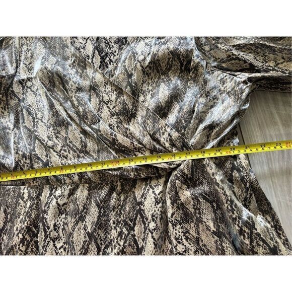 Ava & Viv shimmery snake skin print knee length dress size 2X - Picture 10 of 16